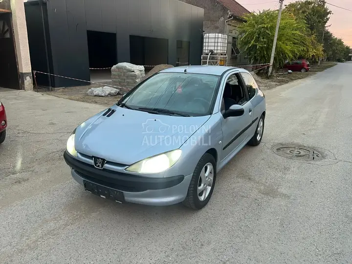 Peugeot 206 2001 photo 5