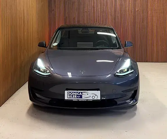 Tesla Model 3 2021 photo 4