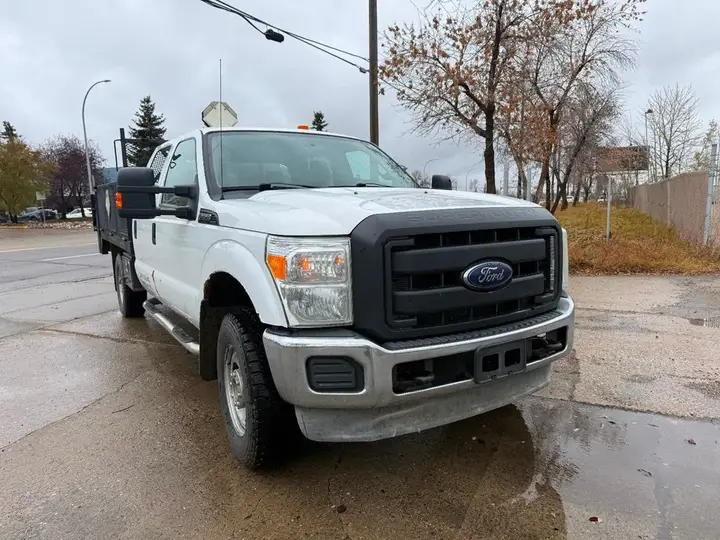 Ford F350 2017 photo 2