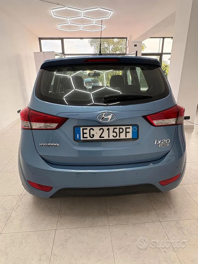 Hyundai Ix20 2011 photo 4