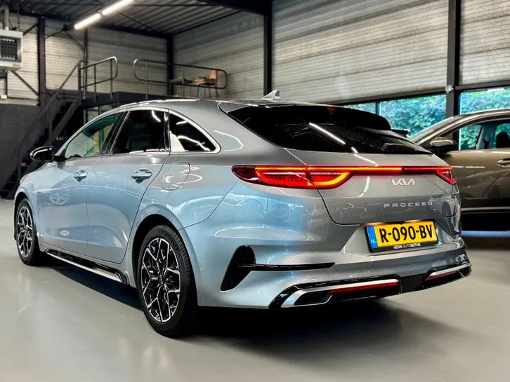 Kia Proceed 2022 photo 2