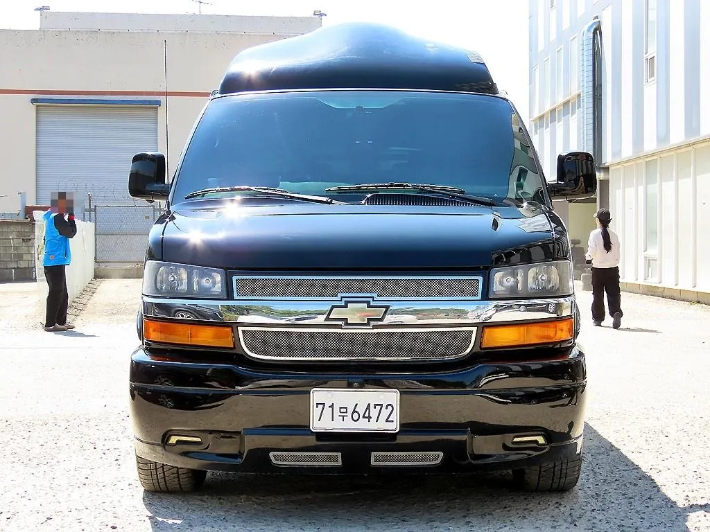 Chevrolet Express Van