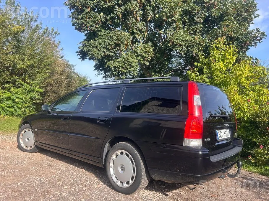 Volvo V70 2004 photo 5