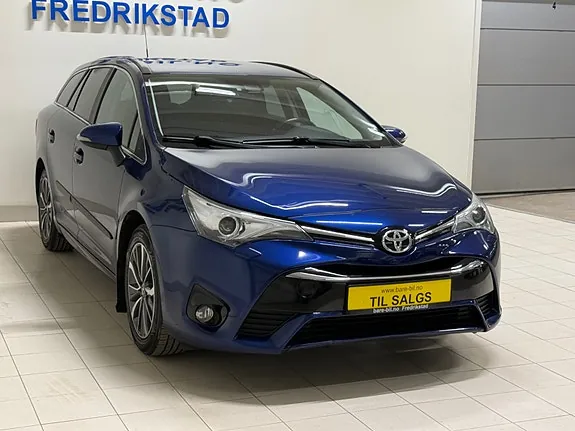 Toyota Avensis 2015 photo 5