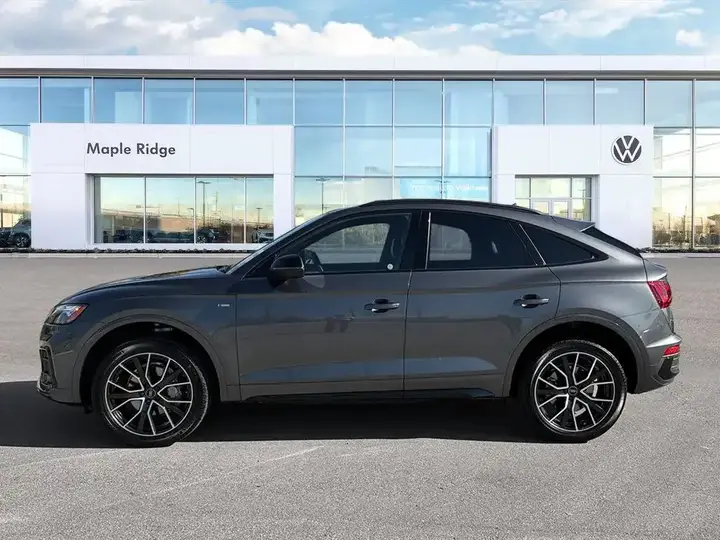 Audi Q5 2023 photo 3