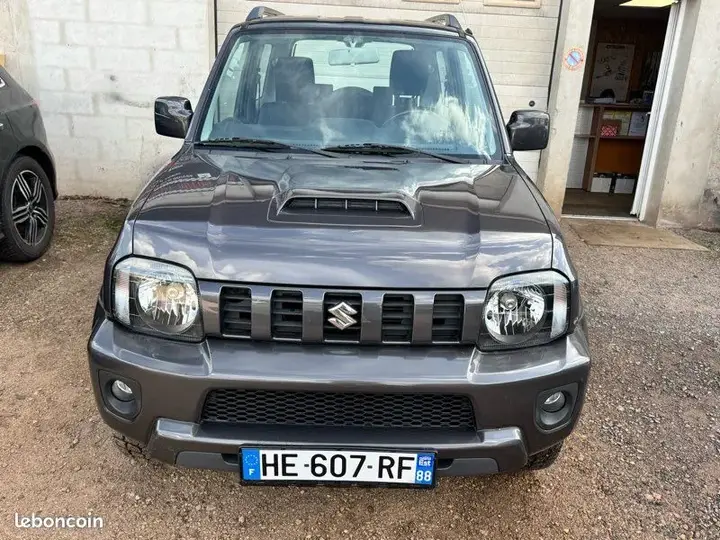 Suzuki Jimny 2014 photo 2