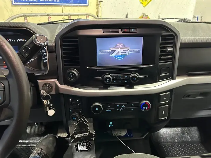 Ford F-150 2023 photo 4