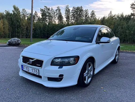 Volvo C30 2010 photo 2