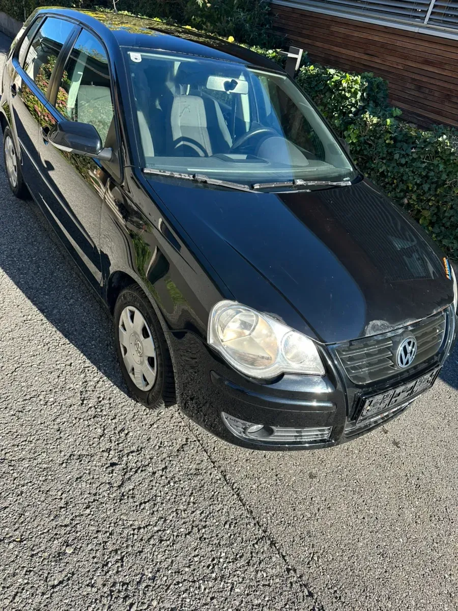 Volkswagen Polo 2009 photo 2
