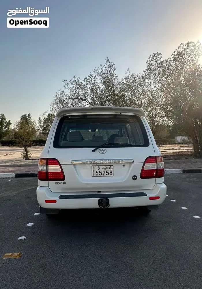 Toyota Land Cruiser 2006 photo 2