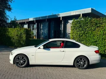 BMW 3 Series 2006 photo 2