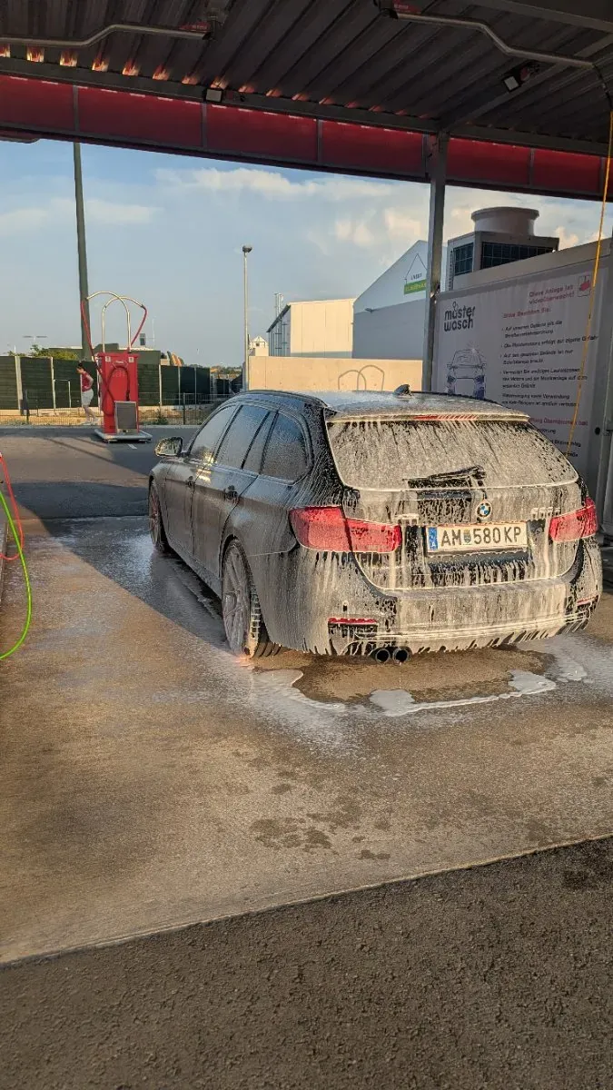 BMW 3 Series 2015 photo 3