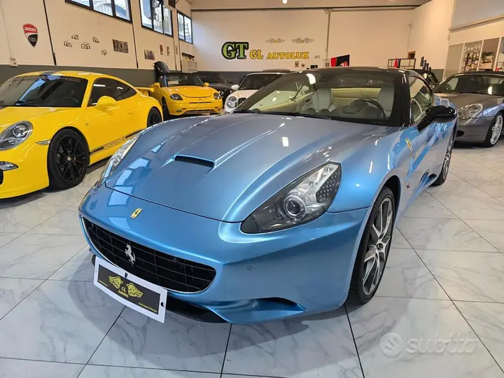 Ferrari California 2010 photo 2
