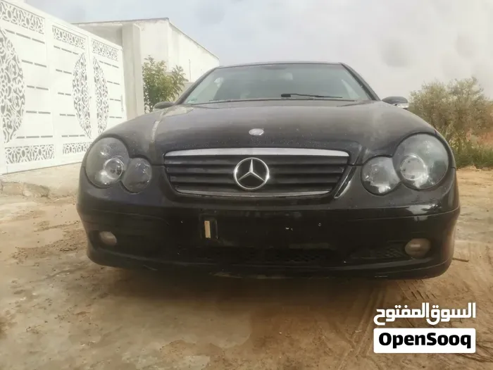 Mercedes-Benz C-Class 2002 photo 2