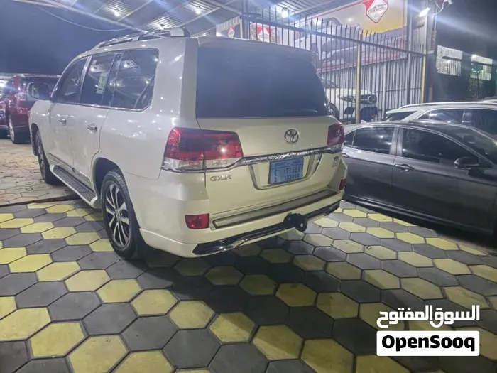 Toyota Prado 2022 photo 5