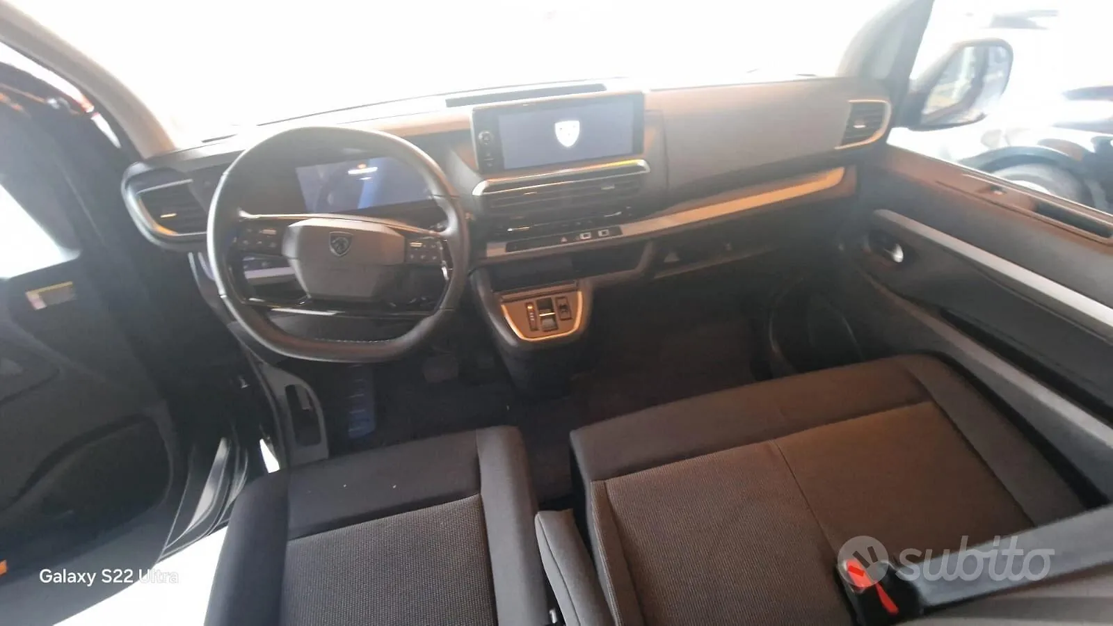 Peugeot Traveller 2025 photo 5