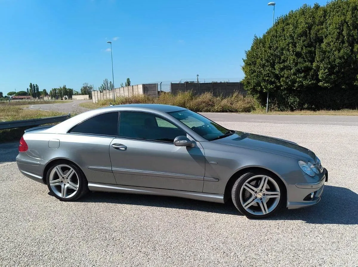 Mercedes-Benz Clk 2009 photo 2