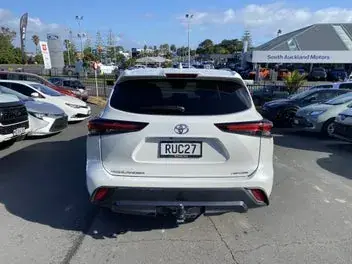 Toyota Highlander 2026 photo 4