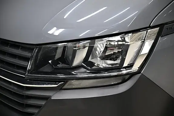 Volkswagen Transporter 2023 photo 3