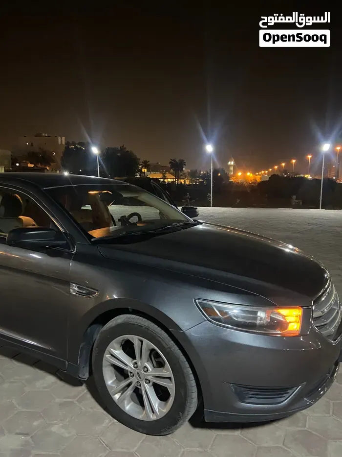 Ford Taurus
