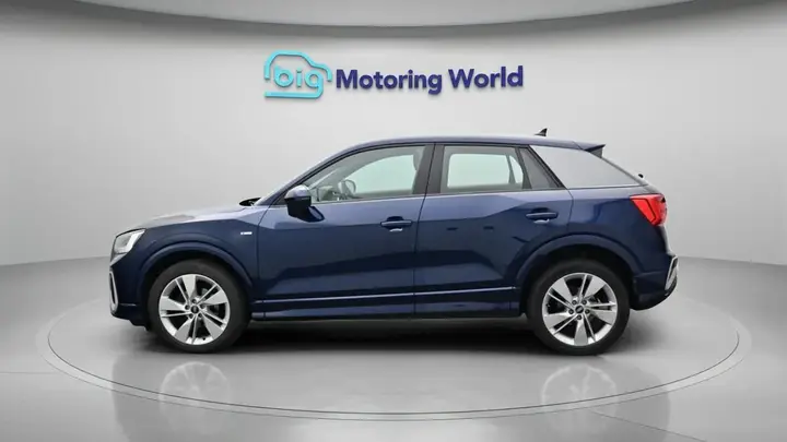 Audi Q2 2021 photo 5
