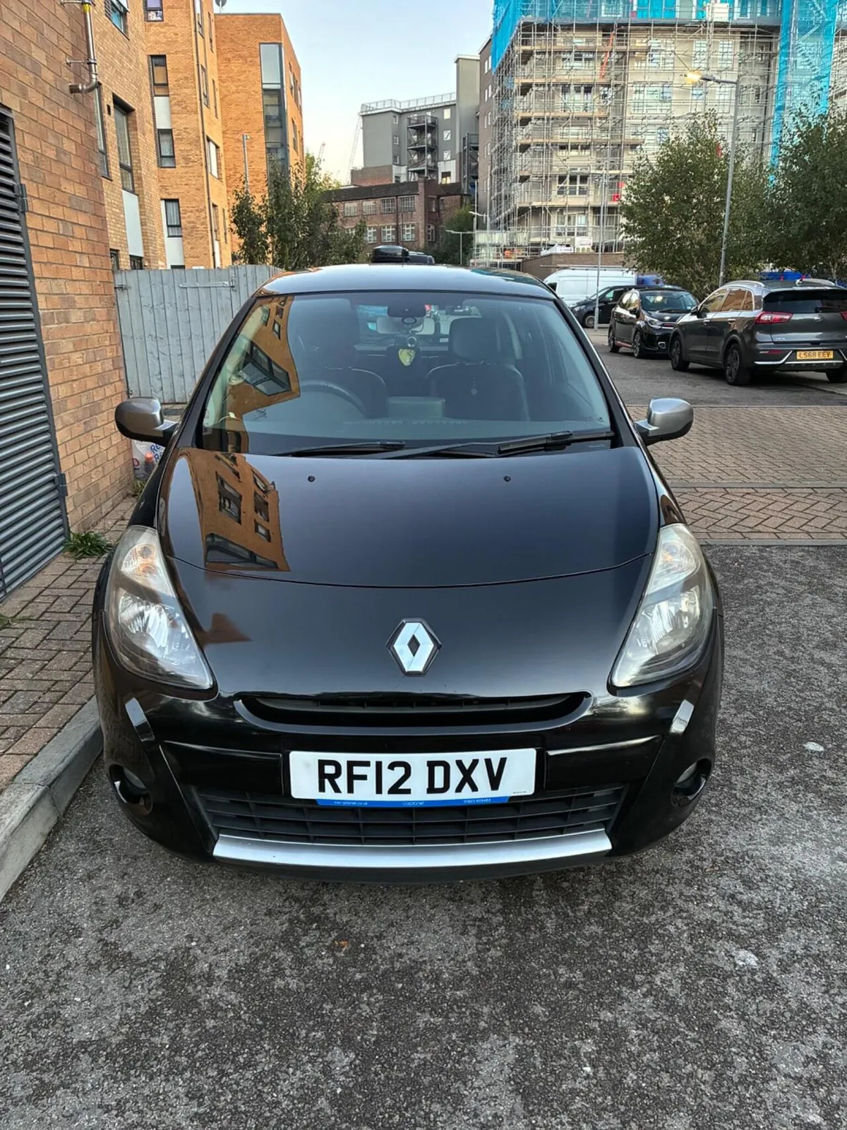 Renault Clio 2012 photo 2
