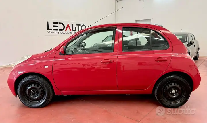Nissan Micra 2004 photo 3