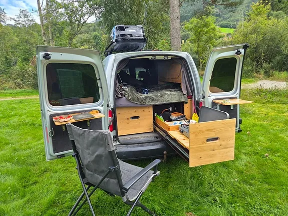 Volkswagen Caddy Maxi 2012 photo 5