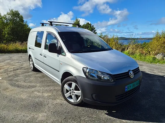 Volkswagen Caddy Maxi 2012 photo 2