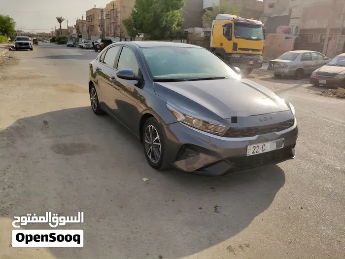 Kia Forte 2022 photo 3