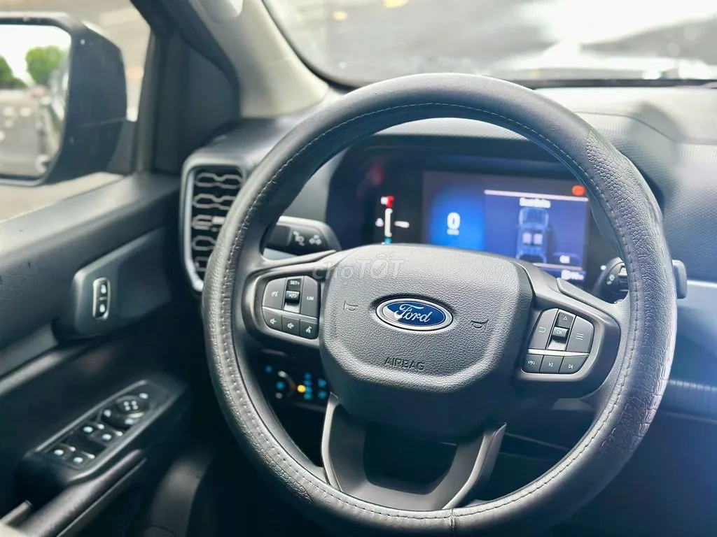 Ford Ranger 2024 photo 2