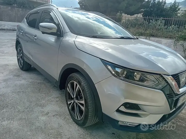 Nissan Quashqai 2017 photo 2
