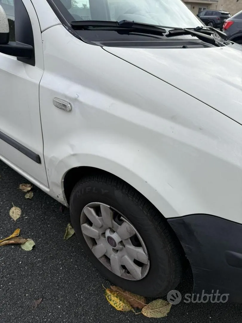 Fiat Panda 2011 photo 3