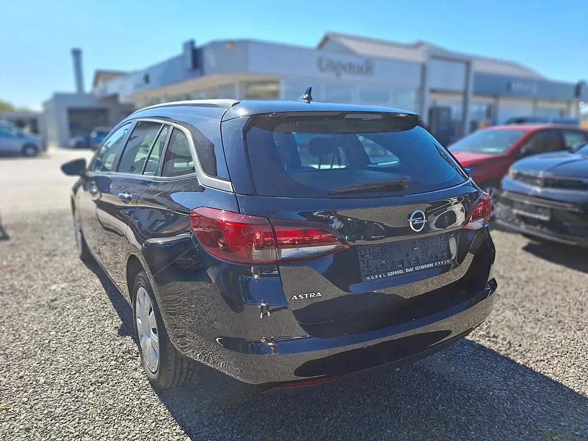 Opel Astra 2019 photo 3