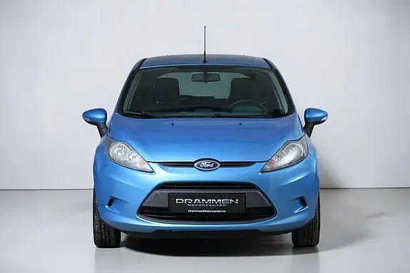 Ford Fiesta 2011 photo 2