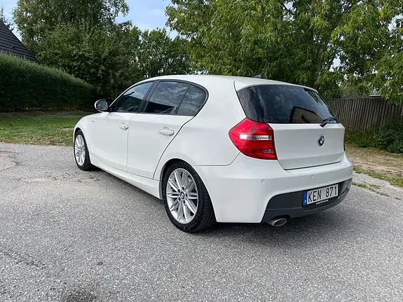 BMW 118D 2010 photo 5