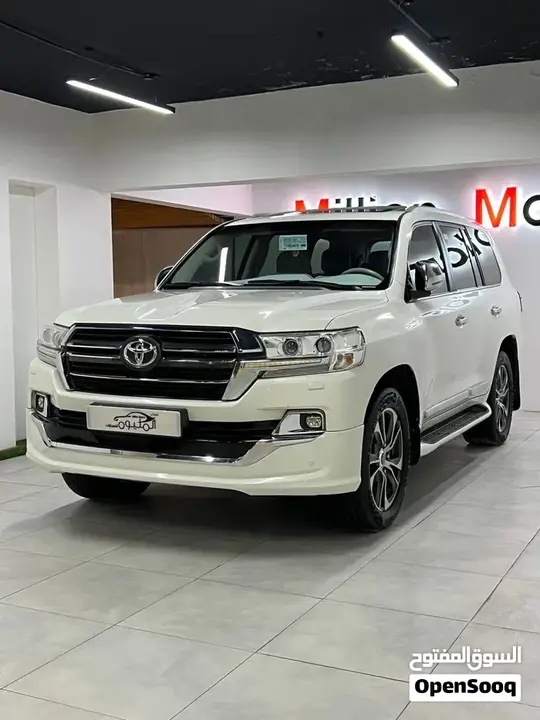 Toyota Land Cruiser 2020 photo 2