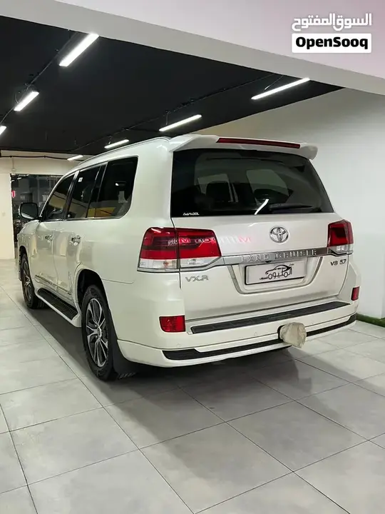 Toyota Land Cruiser 2020 photo 3