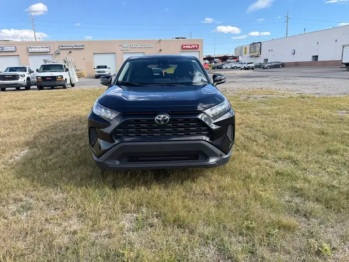 Toyota Rav4 2025 photo 4