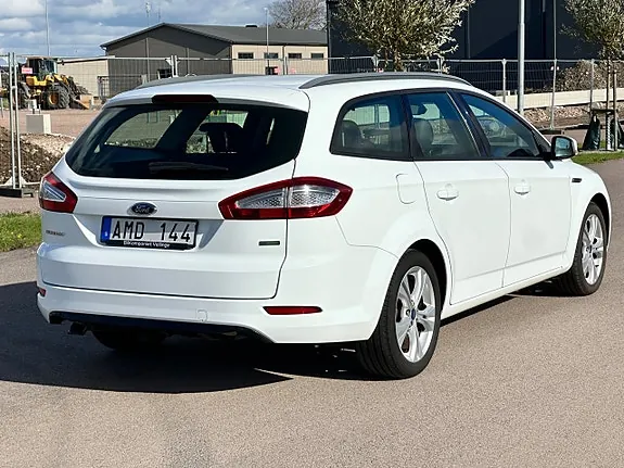 Ford Mondeo 2014 photo 4