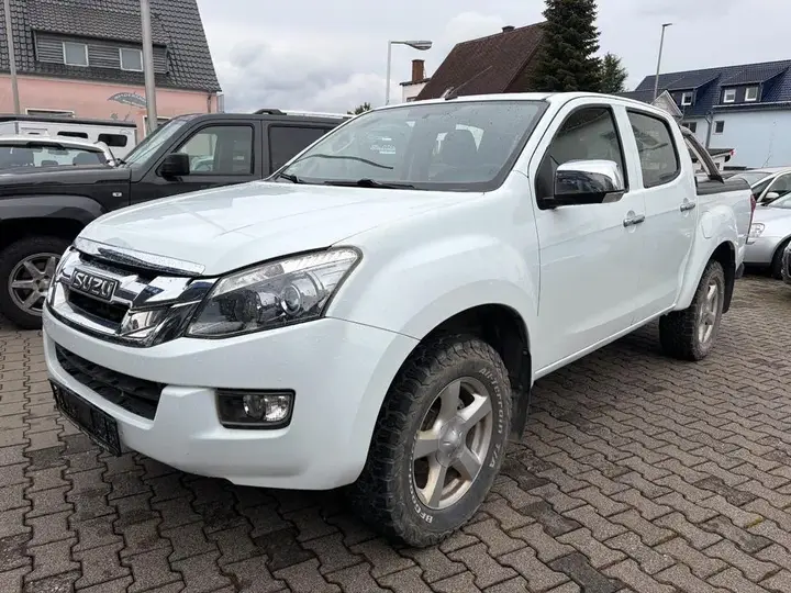 Isuzu D-Max