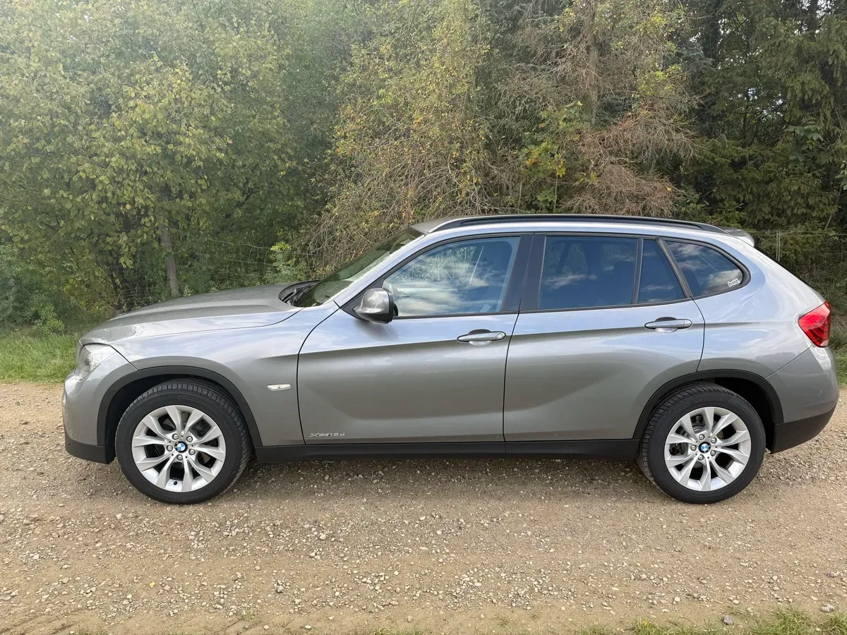 BMW X1 2010 photo 2