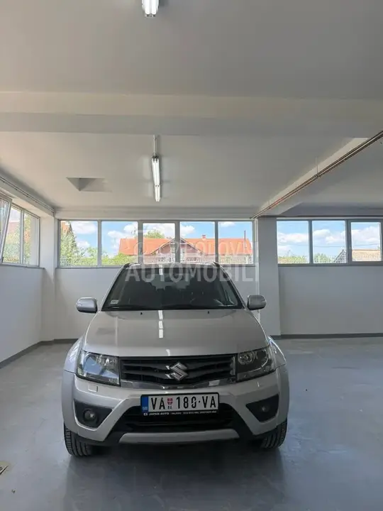 Suzuki Grand Vitara 2014 photo 2