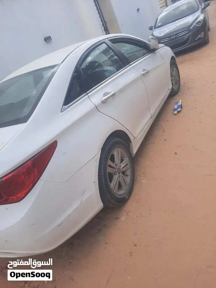 Hyundai Sonata 2012 photo 3
