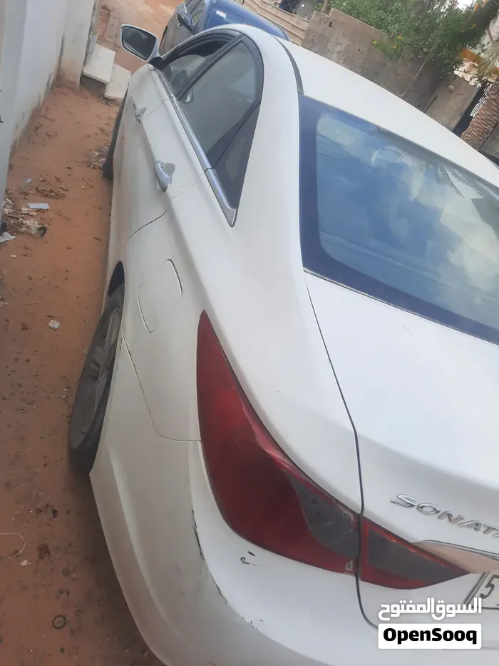 Hyundai Sonata 2012 photo 4