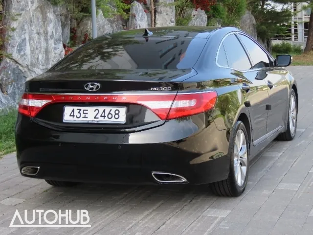 Hyundai Grandeur 2011 photo 3