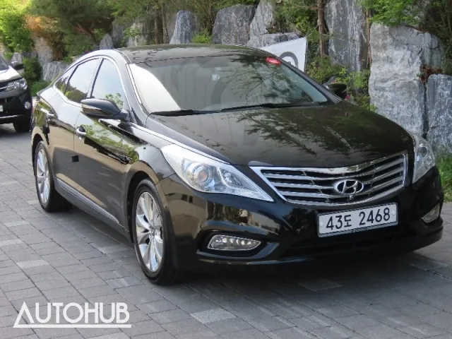Hyundai Grandeur 2011 photo 2