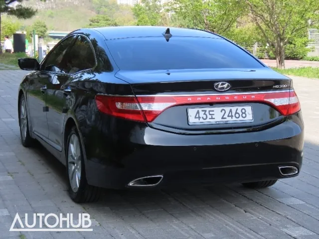 Hyundai Grandeur 2011 photo 4
