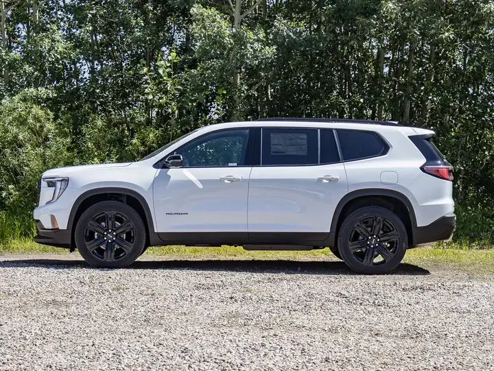 GMC Acadia 2026 photo 5