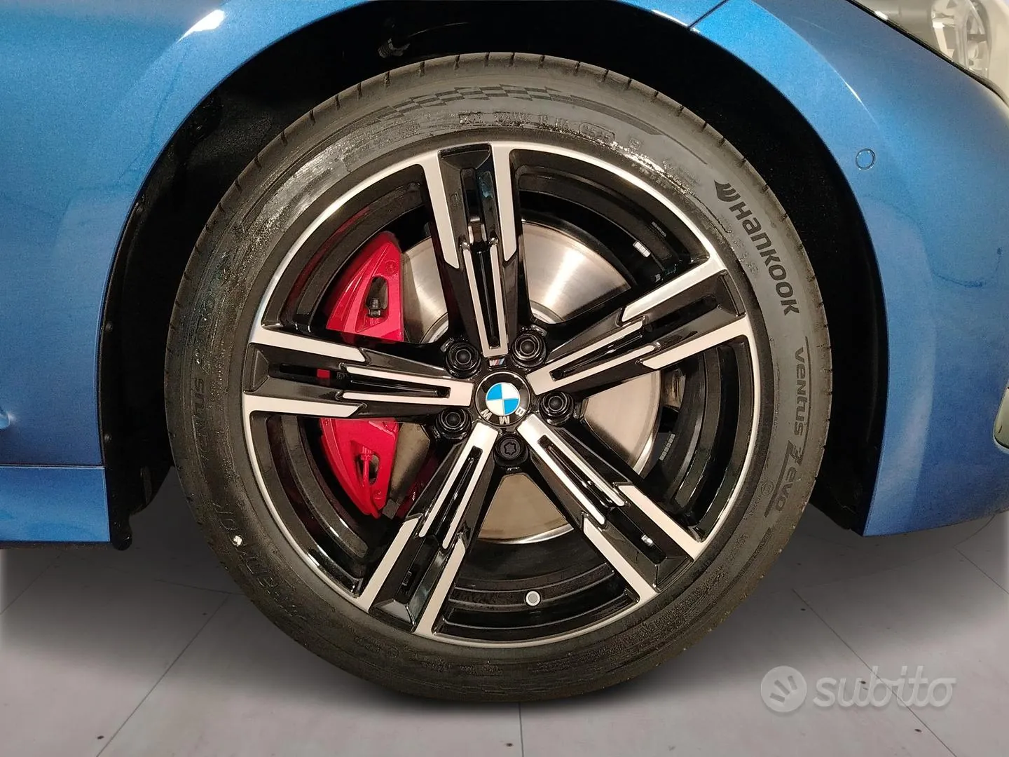 BMW 3 Series 2024 photo 5